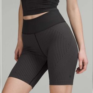 Lululemon Ebb to Street High Rise Shirts Women's Size 14